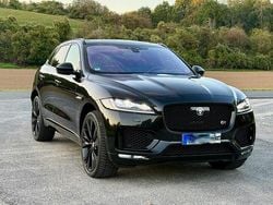 Schwarz Gebraucht 2016 Jaguar F-Pace First Edition SUV | 27.999 €
