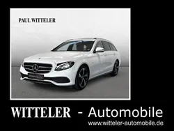 Polarweiß Gebraucht 2019 Mercedes E200 Avantgarde Limousine | 27.990 € (Guter Preis)