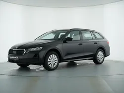 Schwarz Gebraucht 2024 Skoda Octavia Essence Kombi | 26.889 € (Superpreis)