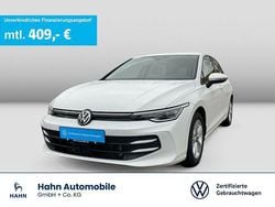 Weiß Gebraucht 2024 VW Golf VIII Life Limousine | 32.390 € (Teuer)