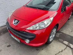Rot Gebraucht 2009 Peugeot 207 CC Platinum Cabrio | 4.250 € (Fairer Preis)