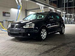 Schwarz Gebraucht 2005 VW Golf V Sportline Kleinwagen | 3.500 € (Fairer Preis)