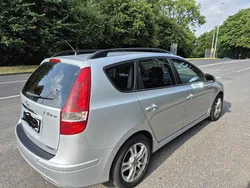 Silber Gebraucht 2011 Hyundai i30 Classic Kombi | 3.700 € (Fairer Preis)