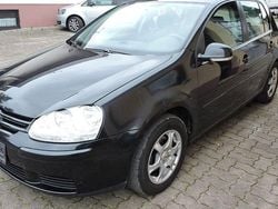 Schwarz Gebraucht 2008 VW Golf V Limousine | 800 € (Superpreis)