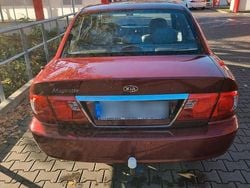 Rot Gebraucht 2006 Kia Magentis Limousine | 1.250 €