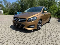 Canyonbeige Gebraucht 2017 Mercedes B200 Urban Van / Kleinbus | 16.500 € (Etwas zu teuer)