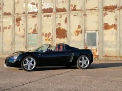 Schwarz Gebraucht 2002 Opel Speedster Cabrio | 22.899 €