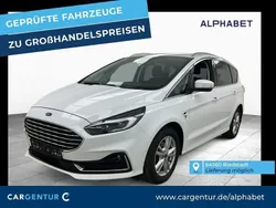 Frost weiss Gebraucht 2022 Ford S-MAX Titanium Van / Kleinbus | 19.295 € (Guter Preis)