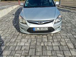 Silber Gebraucht 2010 Hyundai i30 Classic Kombi | 2.450 € (Fairer Preis)