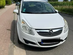 Weiß Gebraucht 2009 Opel Corsa Kleinwagen | 999 € (Guter Preis)
