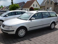 Silber Gebraucht 1999 VW Passat Basis Kombi | 1.750 € (Fairer Preis)