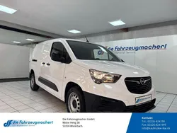 Weiß Gebraucht 2022 Opel Combo Edition Van / Kleinbus | 13.988 € (Guter Preis)