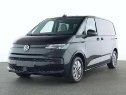Deep black perleffekt Gebraucht 2024 VW T7 Basis Van | 53.080 € (Superpreis)