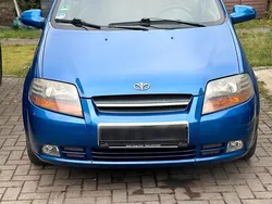 Blau Gebraucht 2003 Chevrolet Kalos Kleinwagen | 1.950 € (Fairer Preis)
