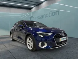 Blau Gebraucht 2023 Audi A3 Sportback Advanced Limousine | 27.791 € (Guter Preis)