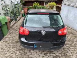 Schwarz Gebraucht 2004 VW Golf IV Limousine | 2.800 € (Teuer)