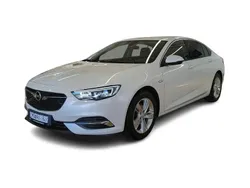 Weiß Gebraucht 2020 Opel Insignia Innovation Limousine | 17.590 € (Fairer Preis)