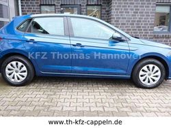 Blau Gebraucht 2023 VW Polo Life Kleinwagen | 17.490 € (Guter Preis)