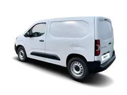 Weiss Gebraucht 2024 Peugeot E-Partner Van / Kleinbus | 35.049 €