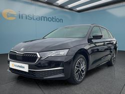 Schwarz Gebraucht 2024 Skoda Octavia Kombi | 27.149 € (Fairer Preis)