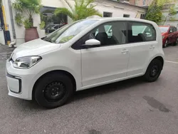Pure white Gebraucht 2021 VW e-up! Basis Kleinwagen | 11.490 € (Guter Preis)
