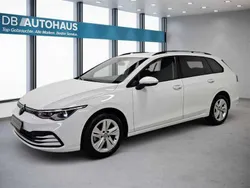 Weiß Gebraucht 2023 VW Golf VIII Life Kombi | 20.530 € (Guter Preis)