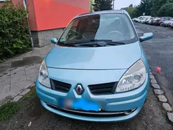 Blau Gebraucht 2006 Renault Scénic II Van / Kleinbus | 3.800 € (Teuer)