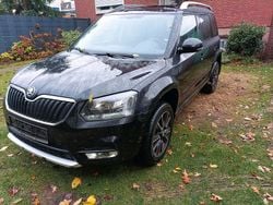 Schwarz Gebraucht 2015 Skoda Yeti SUV | 5.700 € (Guter Preis)