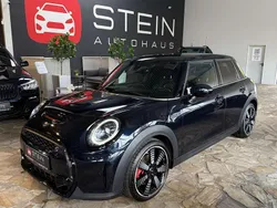 Enigmatic black metallic Gebraucht 2023 Mini Cooper S Classic Kleinwagen | 26.990 € (Fairer Preis)