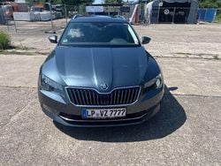 Grau Gebraucht 2018 Skoda Superb Ambition Kombi | 15.999 € (Guter Preis)