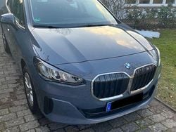 Grau Gebraucht 2022 BMW 218 Active Tourer Van / Kleinbus | 19.990 € (Guter Preis)