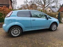 Blau Gebraucht 2014 Fiat Punto Street Kleinwagen | 3.000 € (Fairer Preis)