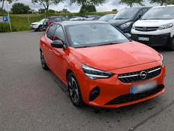 Orange Gebraucht 2020 Opel Corsa-e Kleinwagen | 13.500 € (Etwas zu teuer)