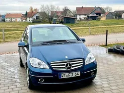 Blau Gebraucht 2010 Mercedes A180 Avantgarde Van / Kleinbus | 1.500 € (Guter Preis)