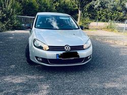 Grau Gebraucht 2011 VW Golf VI Style Kleinwagen | 6.750 € (Etwas zu teuer)