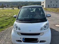 Weiß Gebraucht 2012 Smart ForTwo Coupé Pulse Kleinwagen | 4.900 € (Fairer Preis)