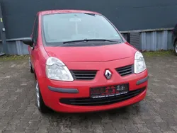 Rot Gebraucht 2007 Renault Modus Avantage Van / Kleinbus | 2.850 € (Etwas zu teuer)