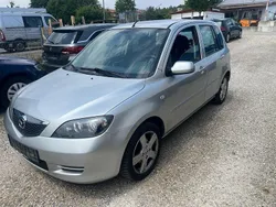 Silber Gebraucht 2007 Mazda 2 Active Limousine | 700 € (Guter Preis)