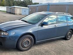 Grau Gebraucht 2006 Honda Accord Executive Kombi | 3.500 €