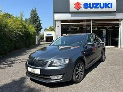 Grau Gebraucht 2015 Skoda Octavia Limousine | 14.900 € (Fairer Preis)