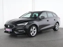 Mitternachtsschwarz Gebraucht 2022 Seat Leon Beats Kombi | 24.448 € (Fairer Preis)