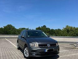 Grau Gebraucht 2017 VW Tiguan Allspace Comfortline SUV | 17.000 € (Fairer Preis)