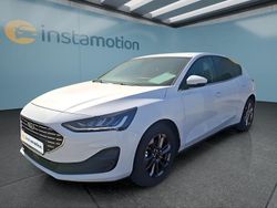 Weiß Gebraucht 2024 Ford Focus Limousine | 20.499 € (Superpreis)