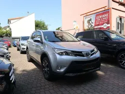 Silver metallic Gebraucht 2014 Toyota RAV4 Edition SUV | 16.790 € (Fairer Preis)