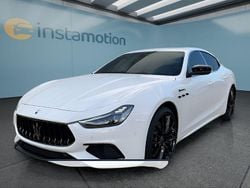 Weiß Gebraucht 2022 Maserati Ghibli Limousine | 76.699 € (Fairer Preis)