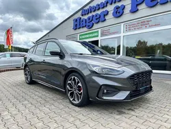 Magnetic (metallic) Gebraucht 2020 Ford Focus ST-Line Kombi | 16.990 € (Fairer Preis)