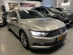 Grau Gebraucht 2015 VW Passat Edition Kombi | 8.750 € (Superpreis)