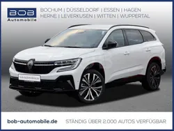 Perlmuttweiß (weiß) Gebraucht 2024 Renault Espace Iconic Van / Kleinbus | 39.333 € (Fairer Preis)