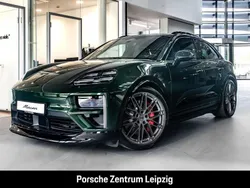 Gruen Gebraucht 2025 Porsche Macan Turbo SUV | 119.800 € (Superpreis)