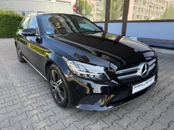 Schwarz Gebraucht 2020 Mercedes C220 Limousine | 24.200 € (Guter Preis)